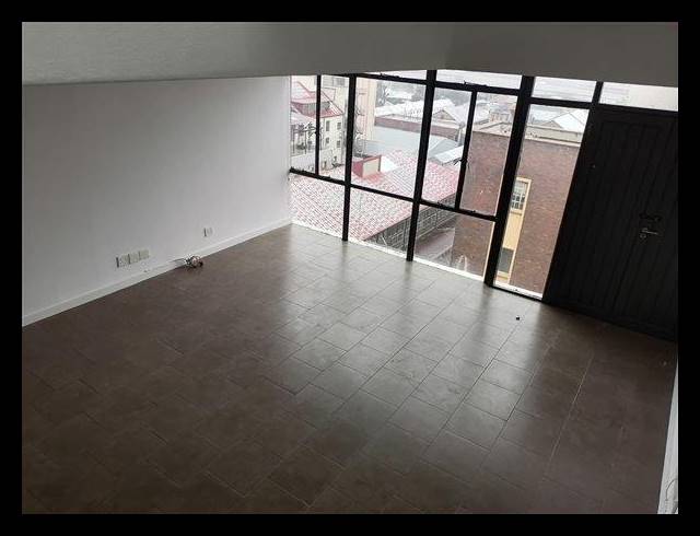 2 BEDROOM APARTMENT FOR SALE IN NEWTOWN